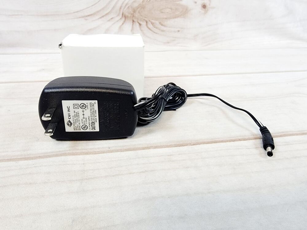 CUI AC Adapter DV-1230-B11 Transformer 120V 6W to 12VDC DPD120030-P13-TC